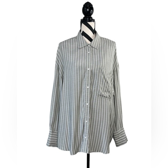 American Eagle Outfitters Tops - American Eagle Sz L Long-Sleeve Tie Back Striped Olive Button-Up Shirt